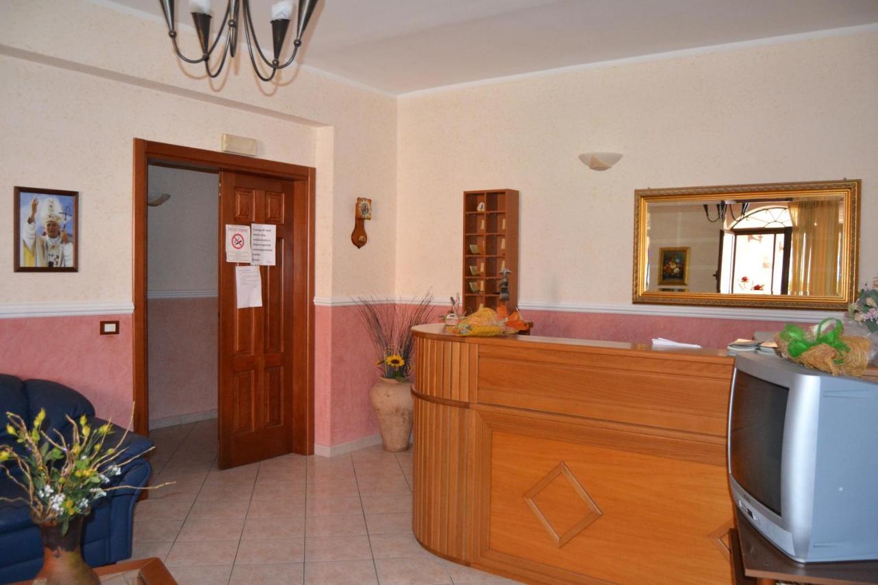 Hotel Ristorante L'Avvenire غيزيريا المظهر الخارجي الصورة
