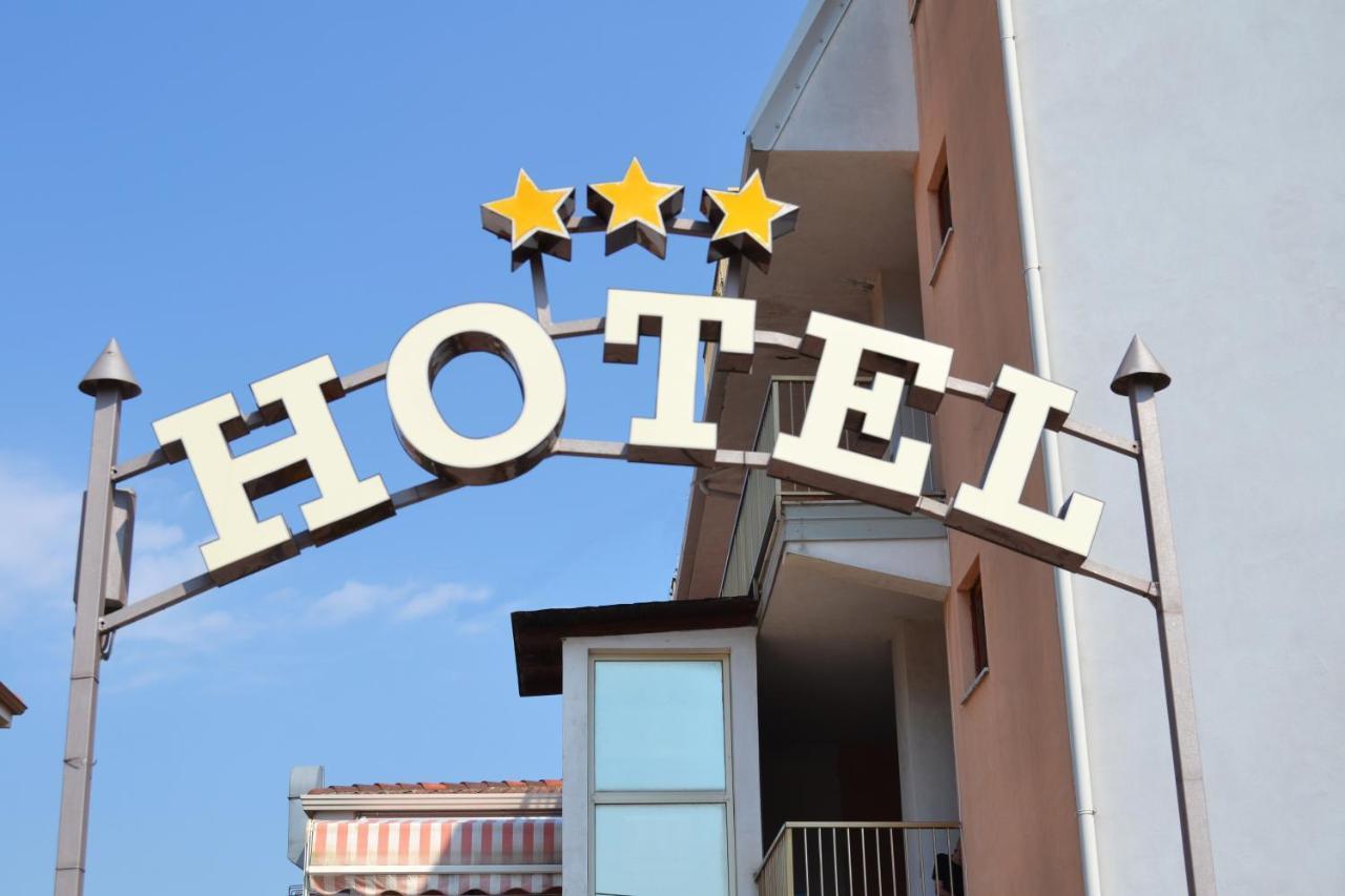 Hotel Ristorante L'Avvenire غيزيريا المظهر الخارجي الصورة