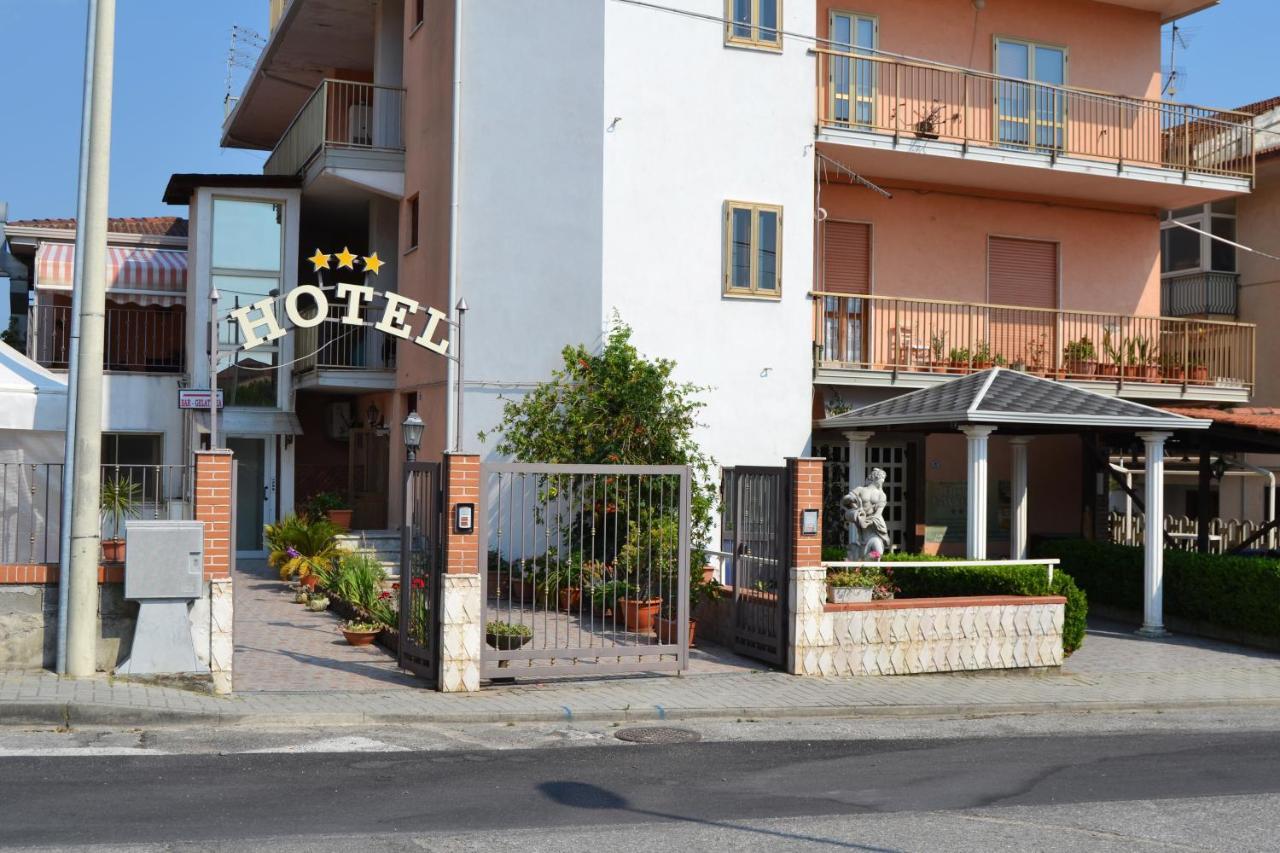 Hotel Ristorante L'Avvenire غيزيريا المظهر الخارجي الصورة