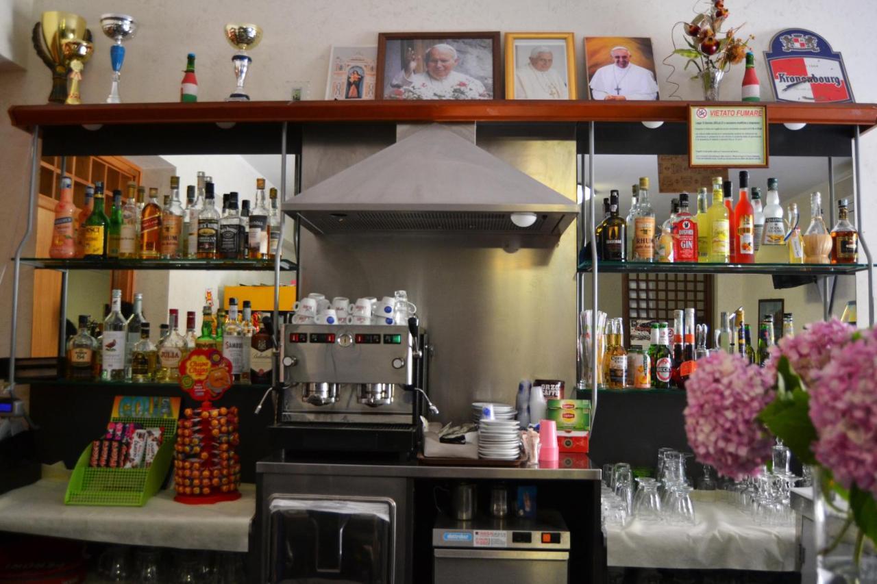 Hotel Ristorante L'Avvenire غيزيريا المظهر الخارجي الصورة